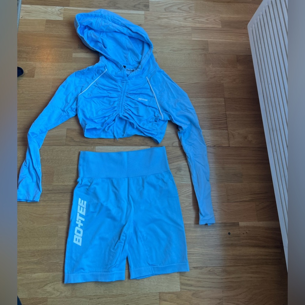 BO+TEE WORKOUT SET